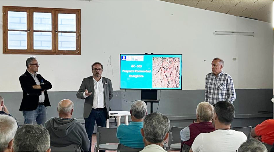 El Cabildo explica en Cercados de Espino el proyecto ‘GC-505’ de comunidades energéticas